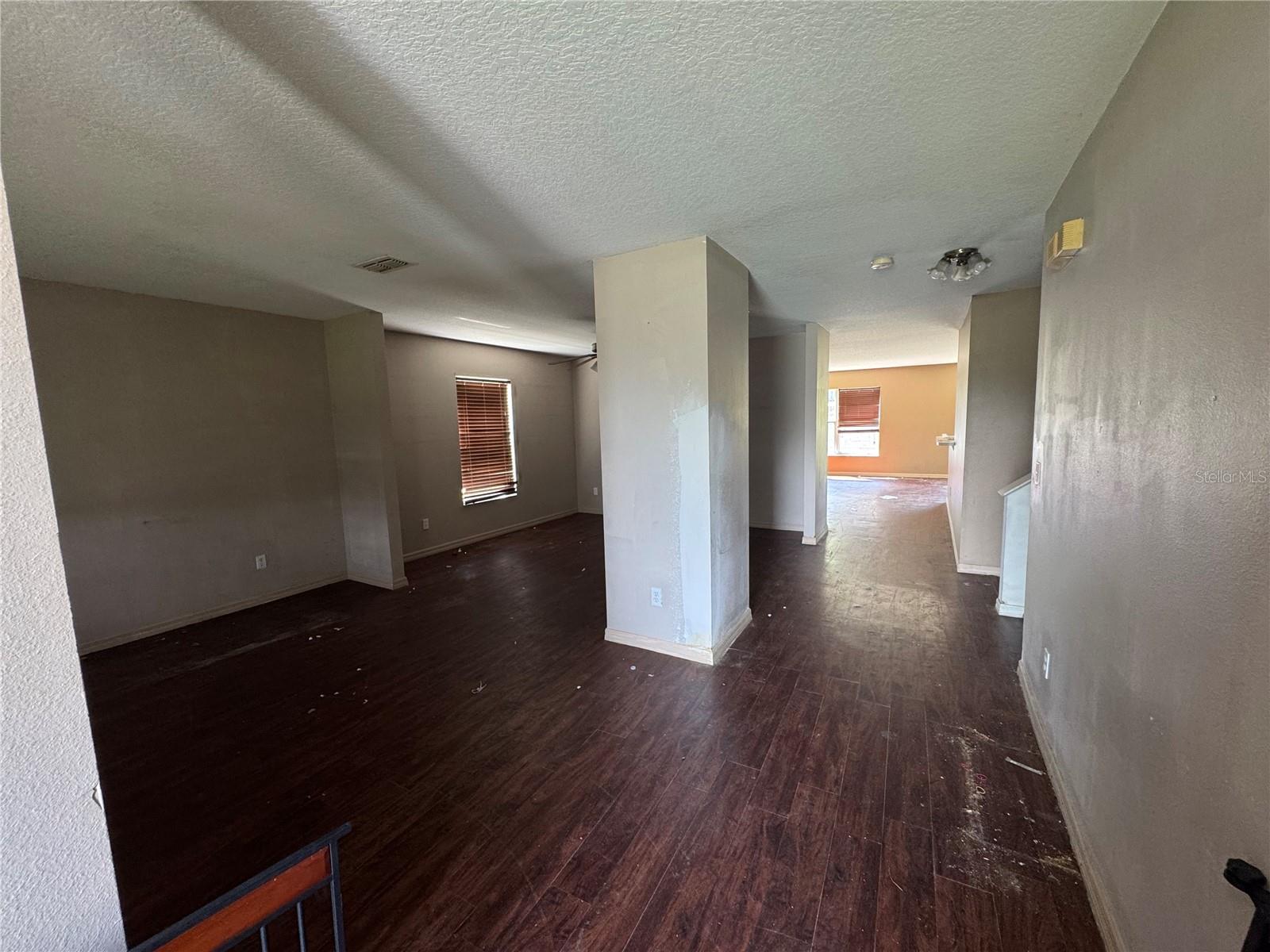 430 Southridge Rd Property Photo 2