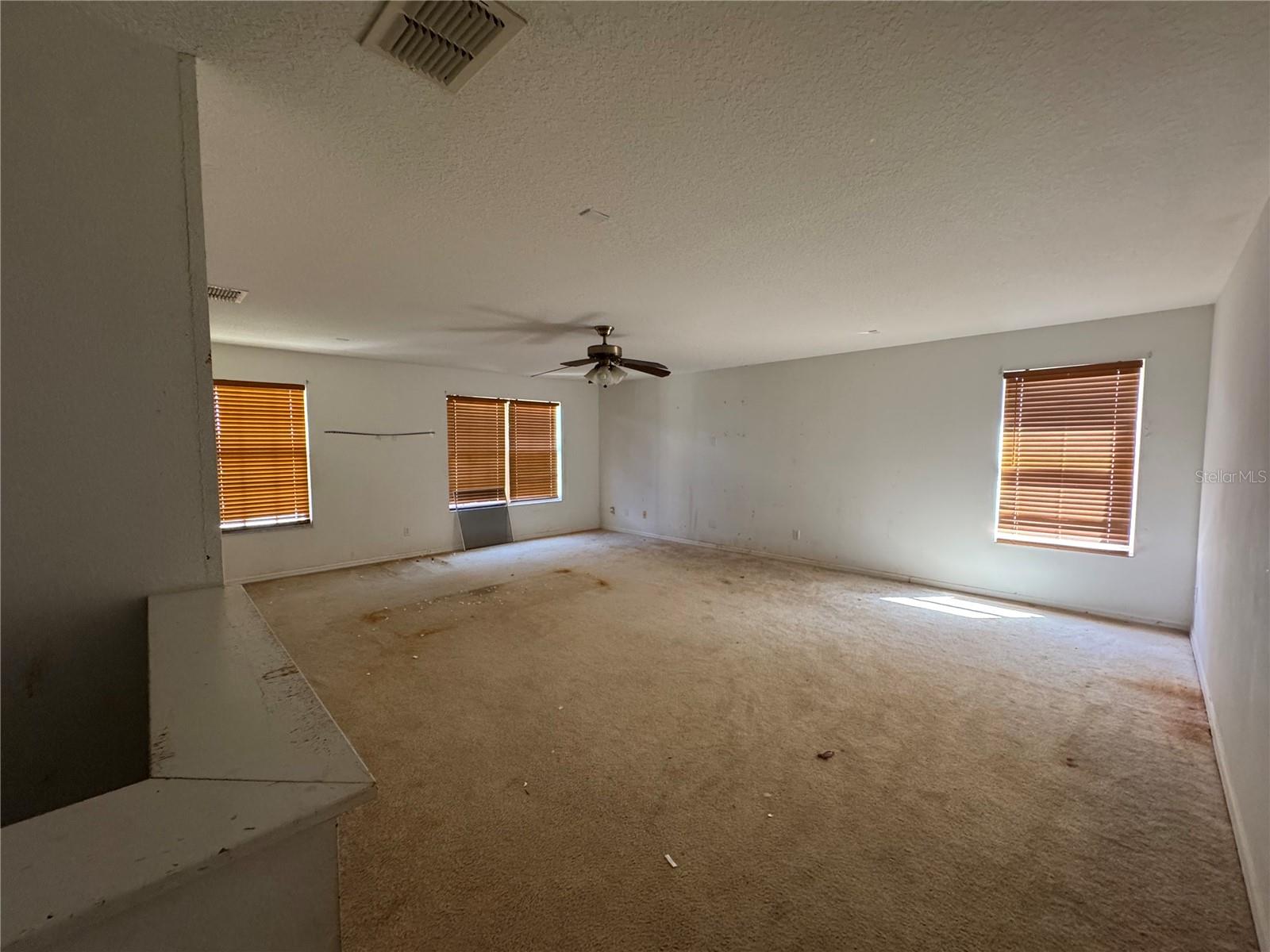 430 Southridge Rd Property Photo 21
