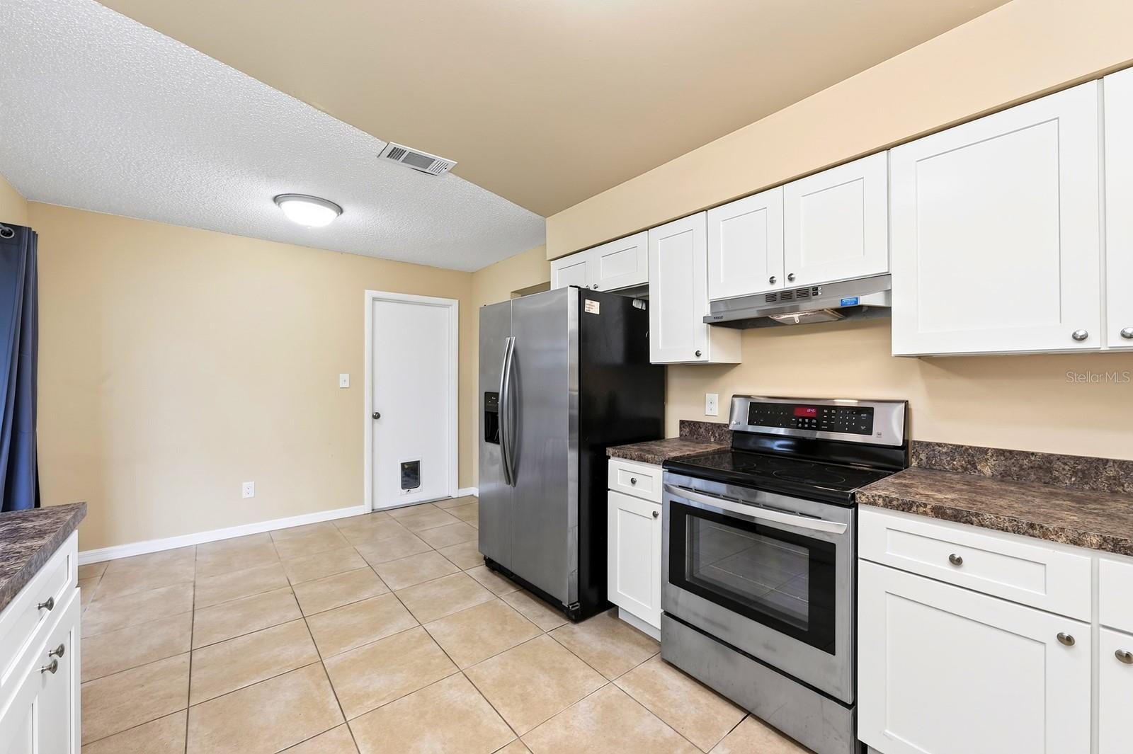 145 Hidalgo Ave Property Photo 12