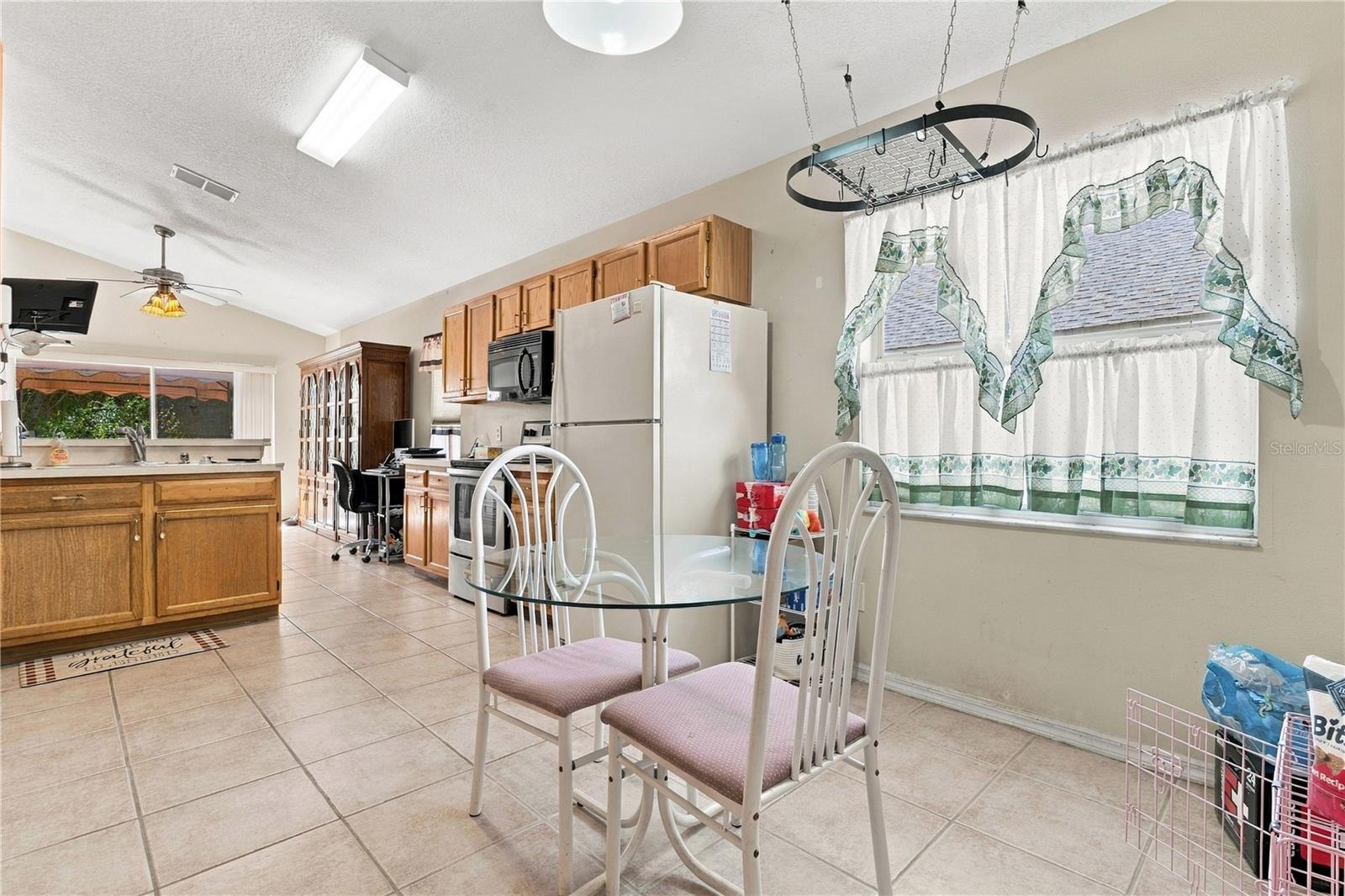 2134 Cobblefield Cir Property Photo 7