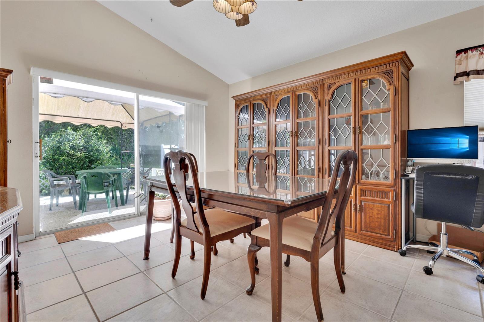 2134 Cobblefield Cir Property Photo 13