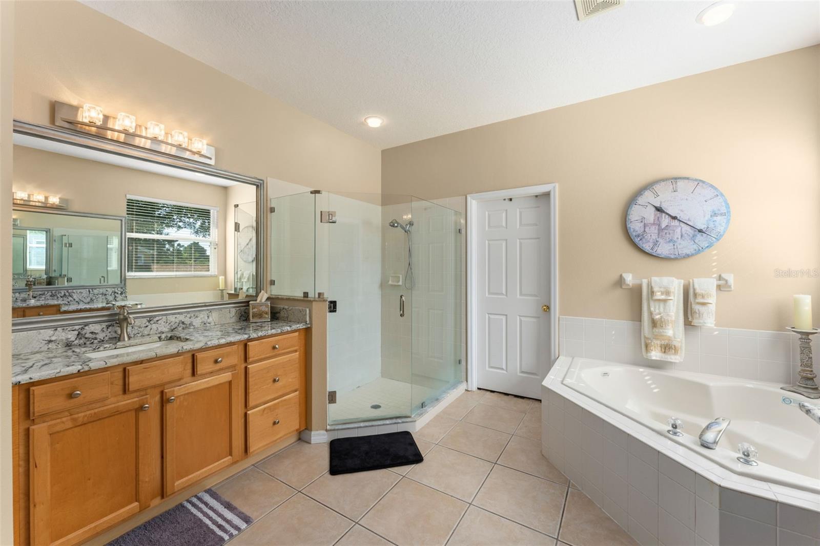 3833 Emerald Estates Cir Property Photo 18