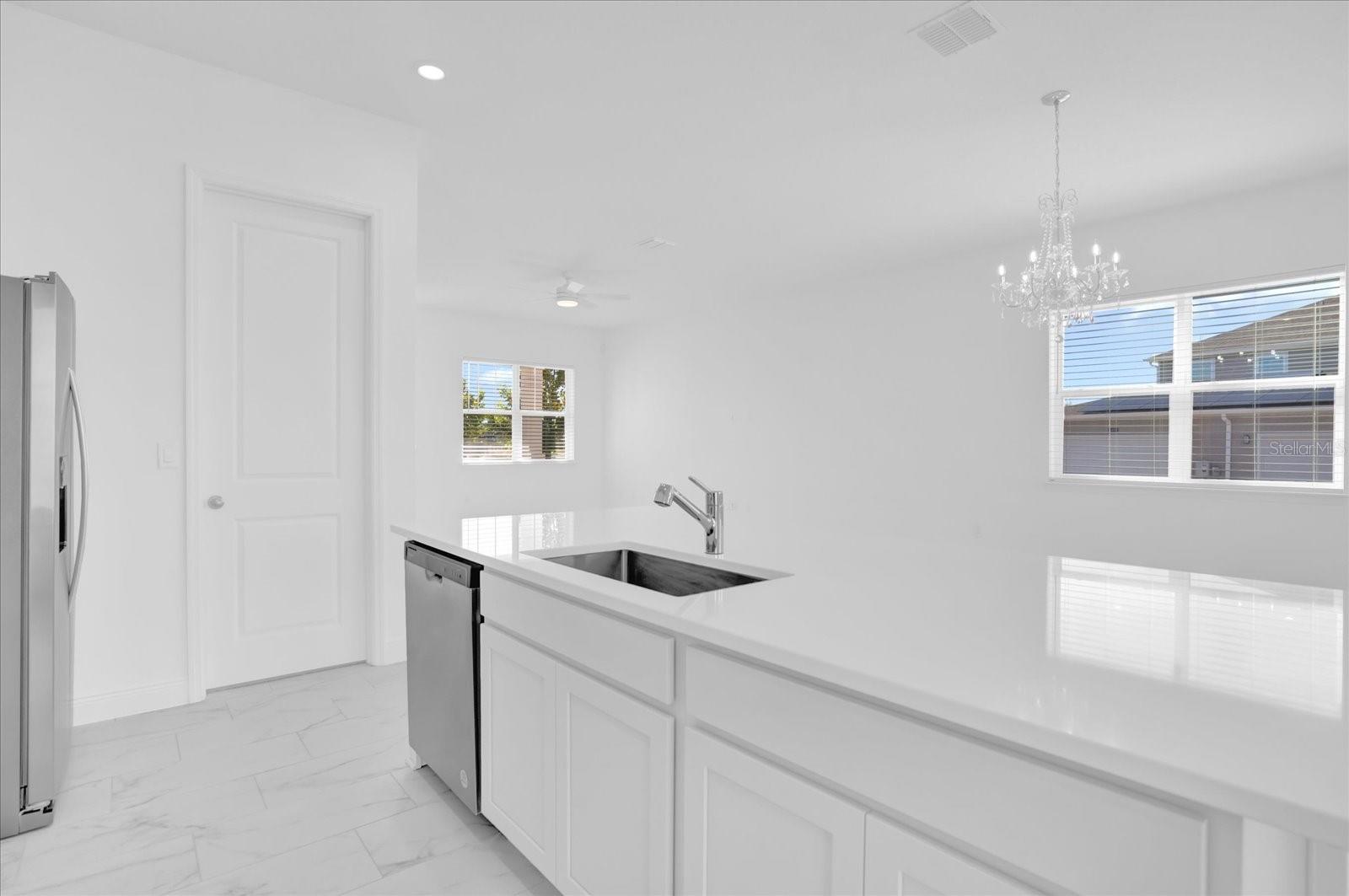 3006 Mirage Pl Property Photo 9