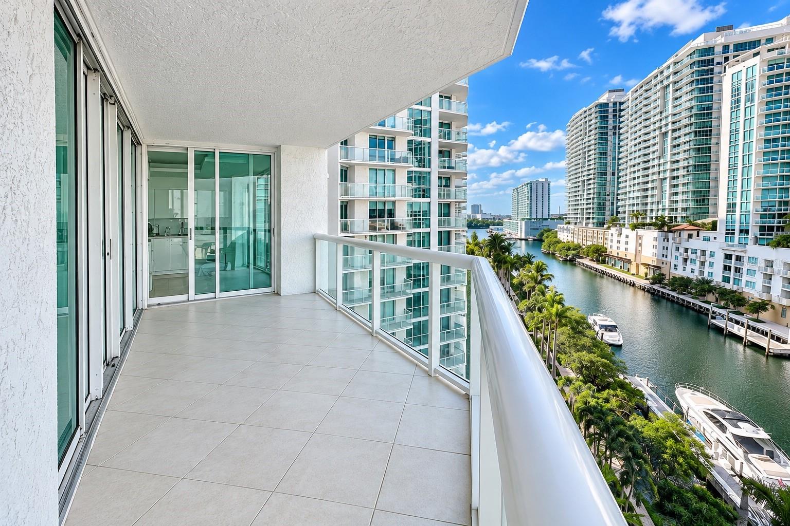 16500 Collins Ave #956 Property Photo 1