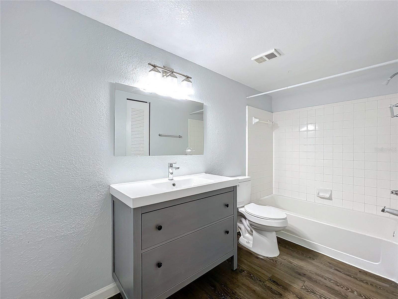 4540 Commander Dr #2236 Property Photo 29