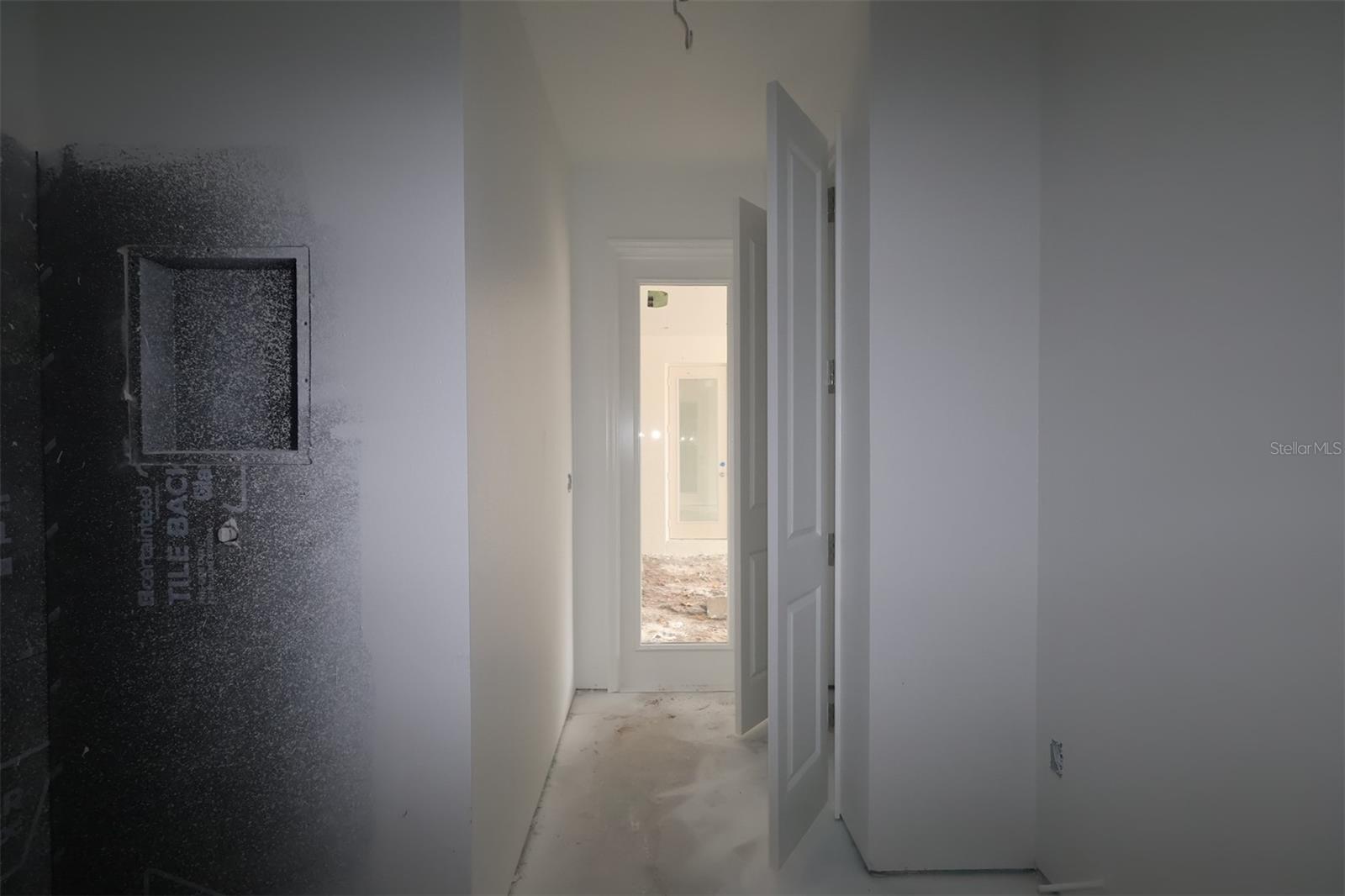 2624 Ravencliffe Ter Property Photo 12