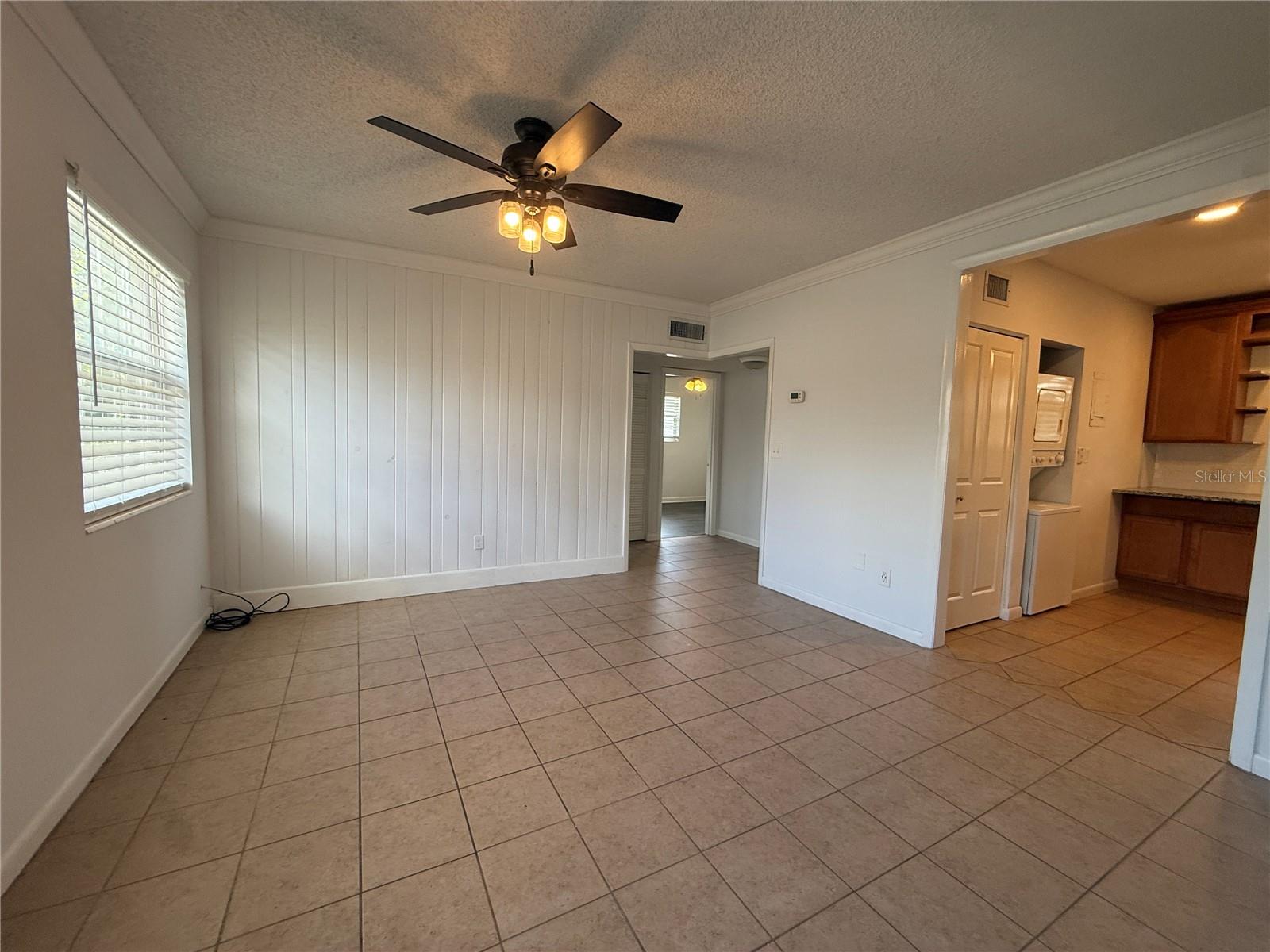 640 Robinhood Dr #c Property Photo 3
