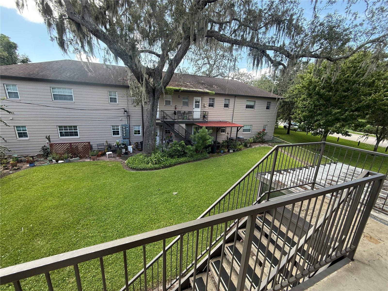 640 Robinhood Dr #c Property Photo 10