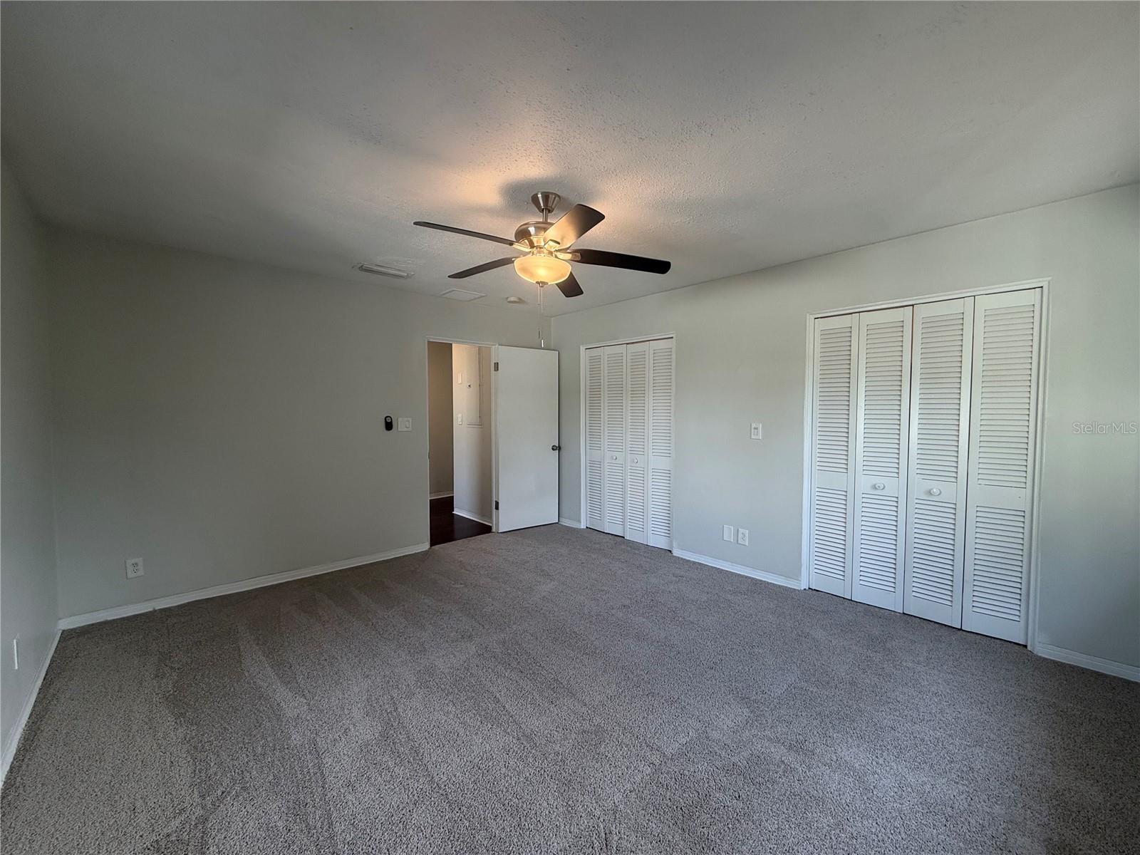 601 Myrtle Way S Property Photo 19