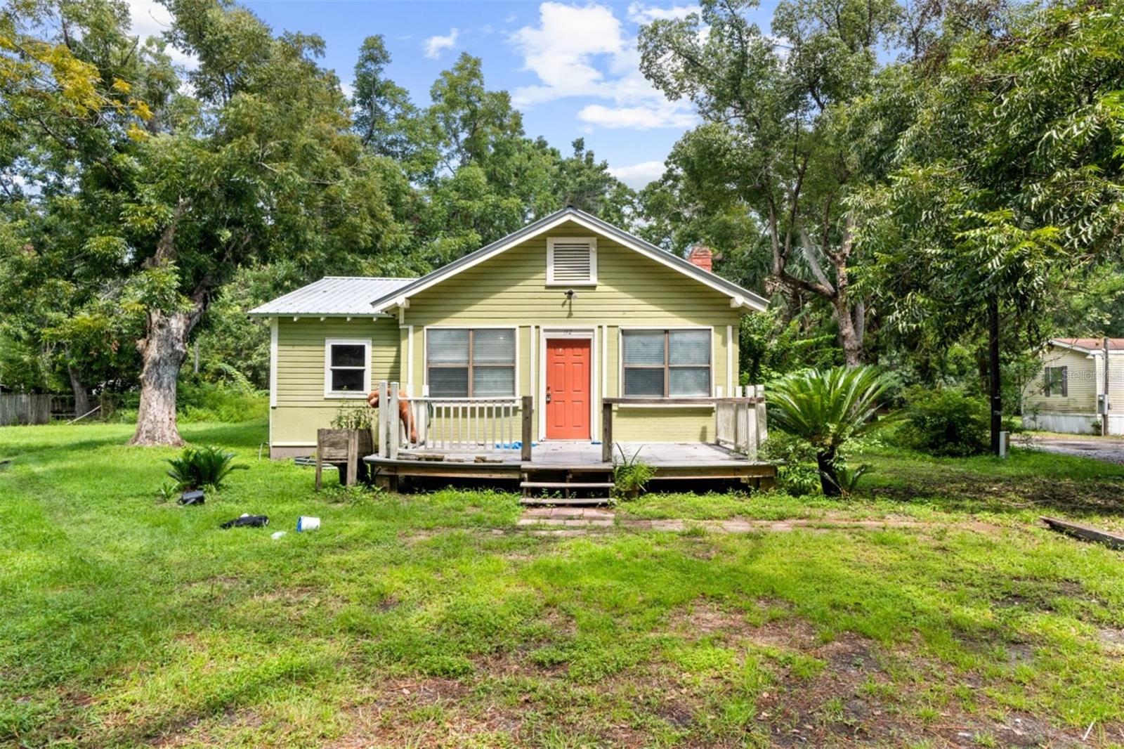 112 Opal Chambers Property Photo 1