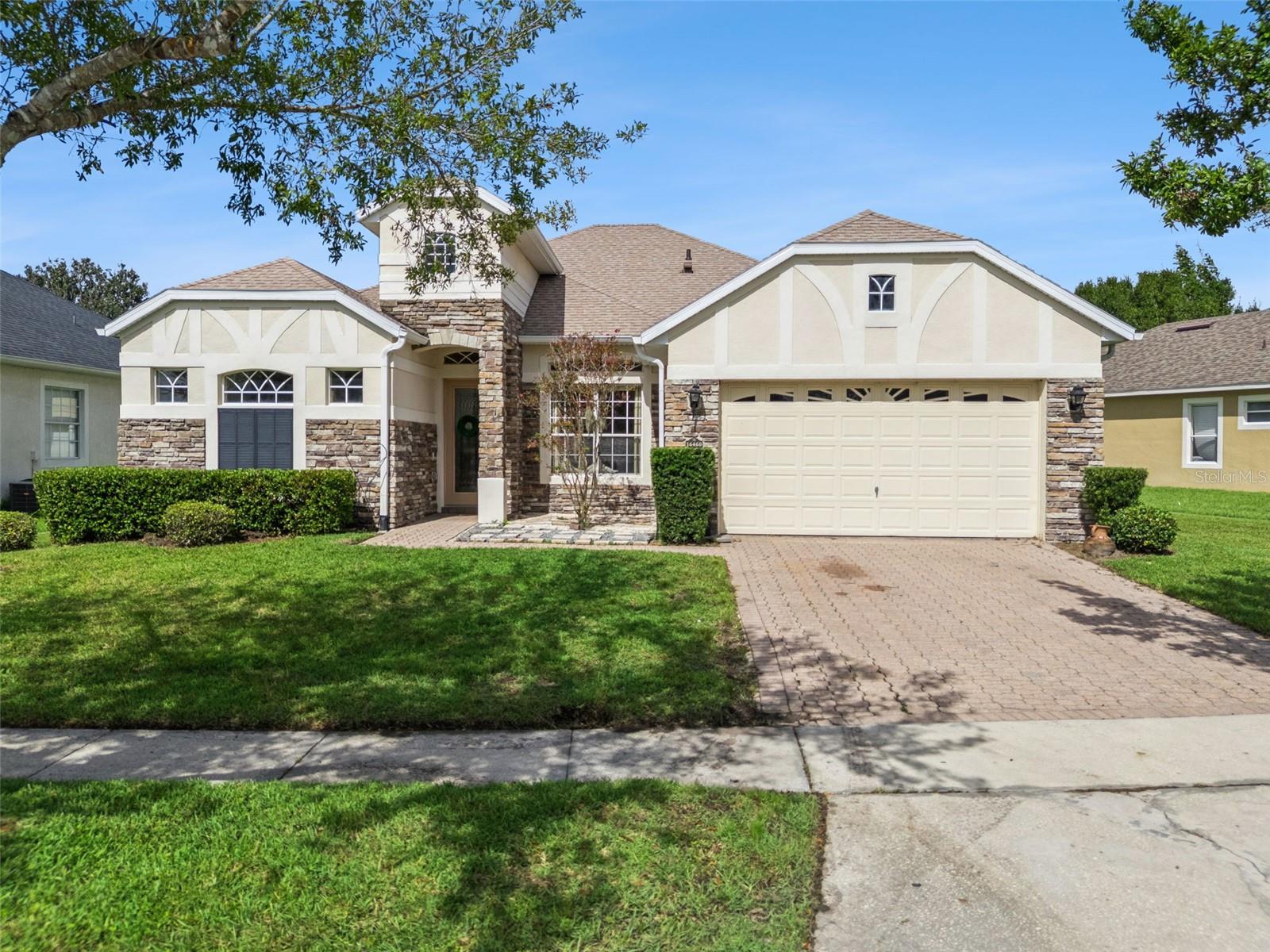 16460 Tudor Grove Dr Property Photo 4