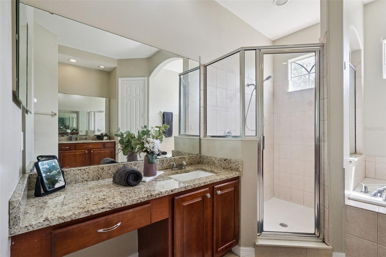 16460 Tudor Grove Dr Property Photo 31