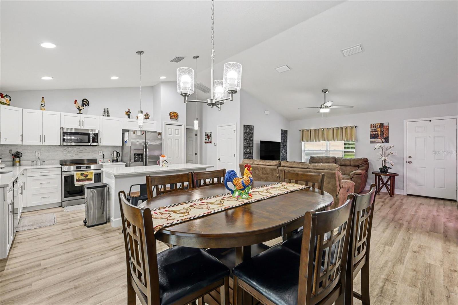 2467 Sw 168th Loop Property Photo 4