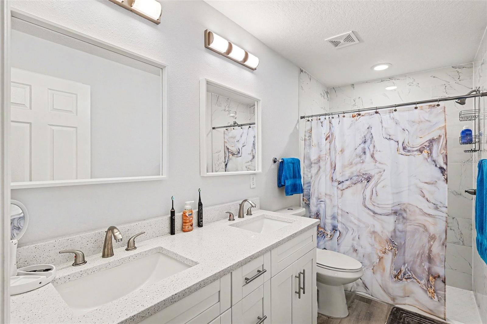 2467 Sw 168th Loop Property Photo 9