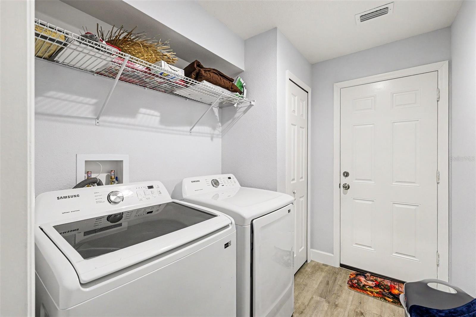 2467 Sw 168th Loop Property Photo 13