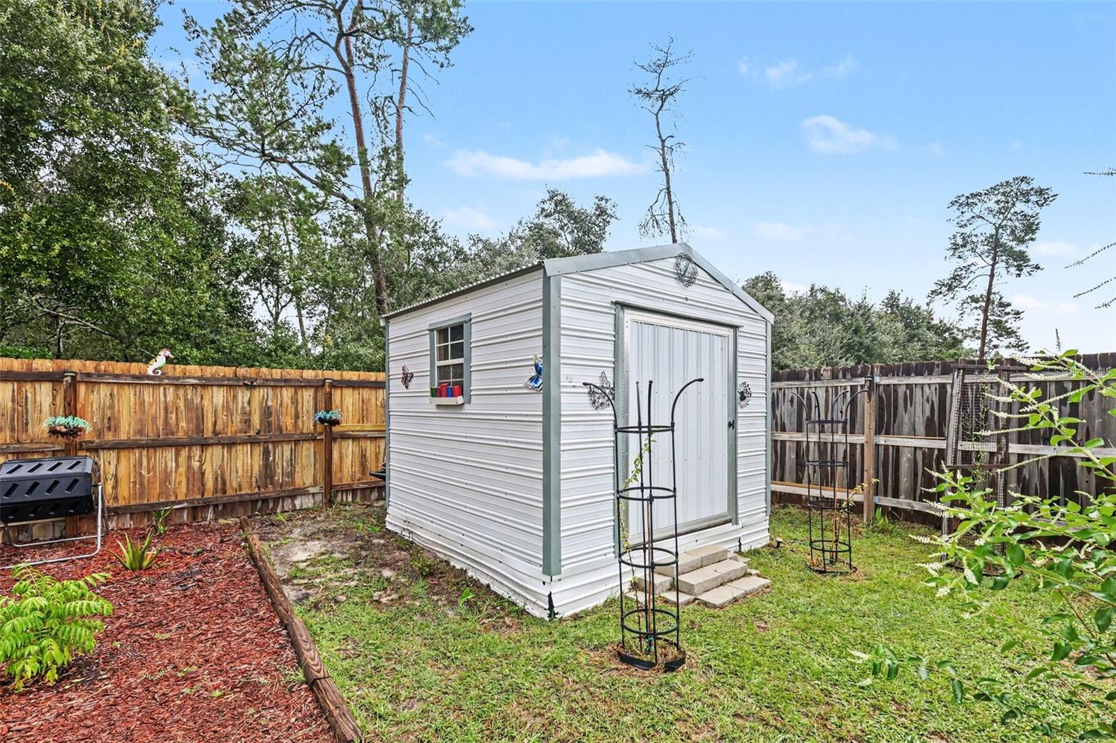 2467 Sw 168th Loop Property Photo 16