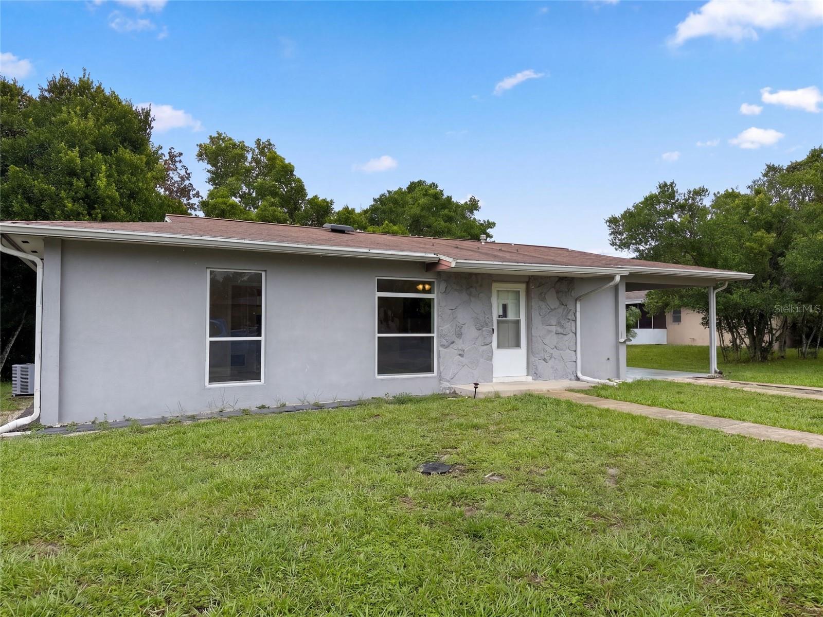 1521 Fort Smith Blvd Property Photo 3