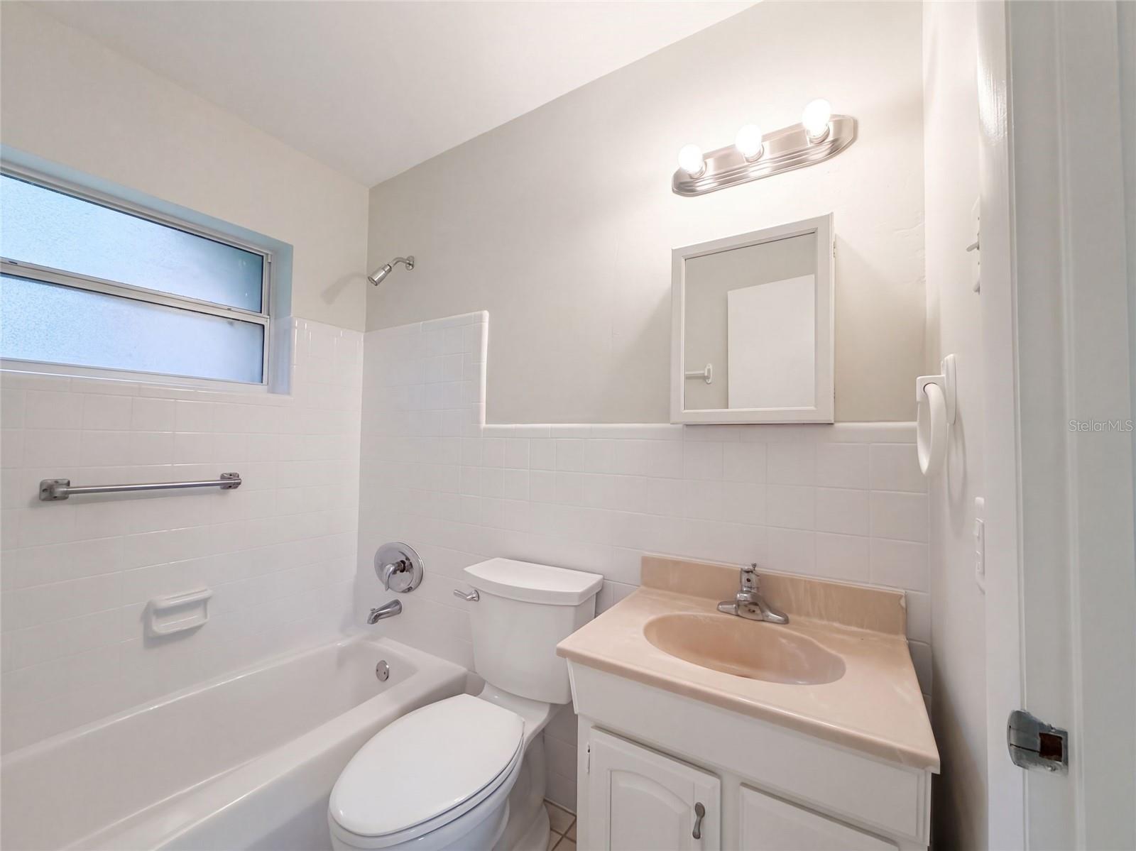 1521 Fort Smith Blvd Property Photo 9