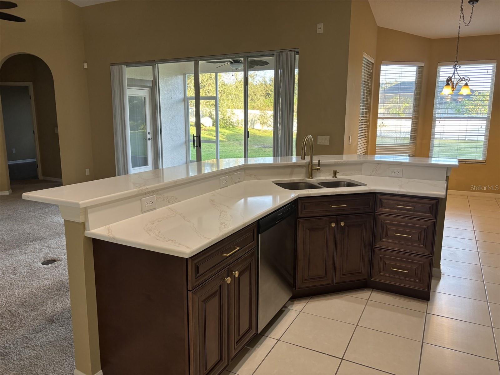561 Strathclyde Ct Property Photo 11