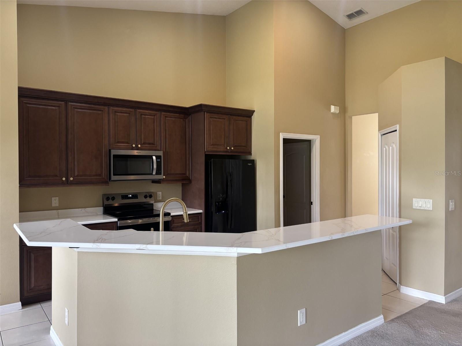 561 Strathclyde Ct Property Photo 12