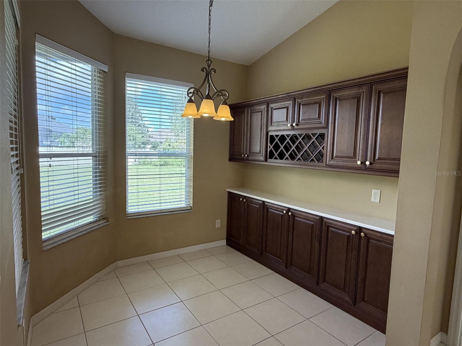 561 Strathclyde Ct Property Photo 13