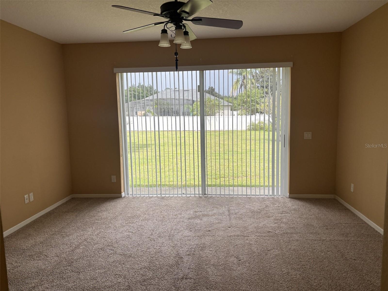 561 Strathclyde Ct Property Photo 15