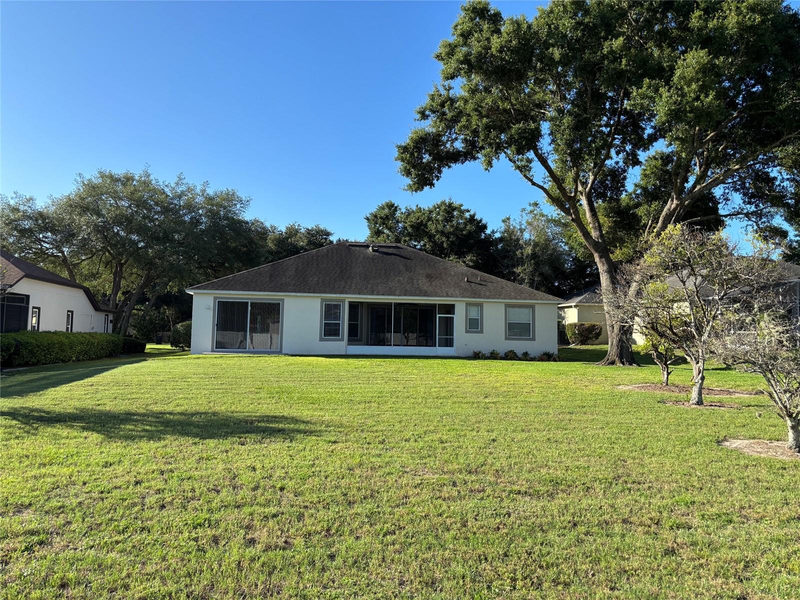 561 Strathclyde Ct Property Photo 26