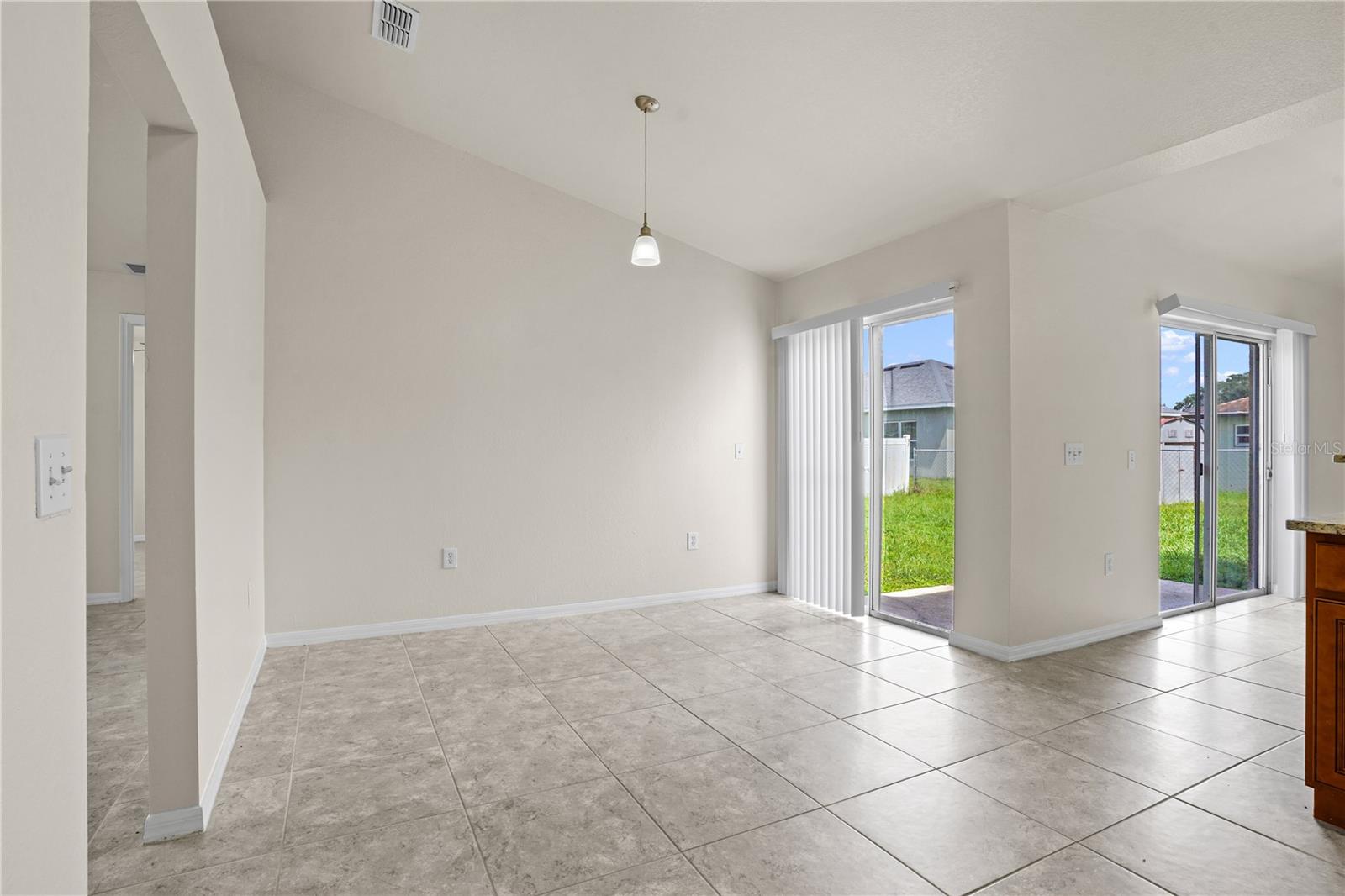 525 Koala Dr Property Photo 16