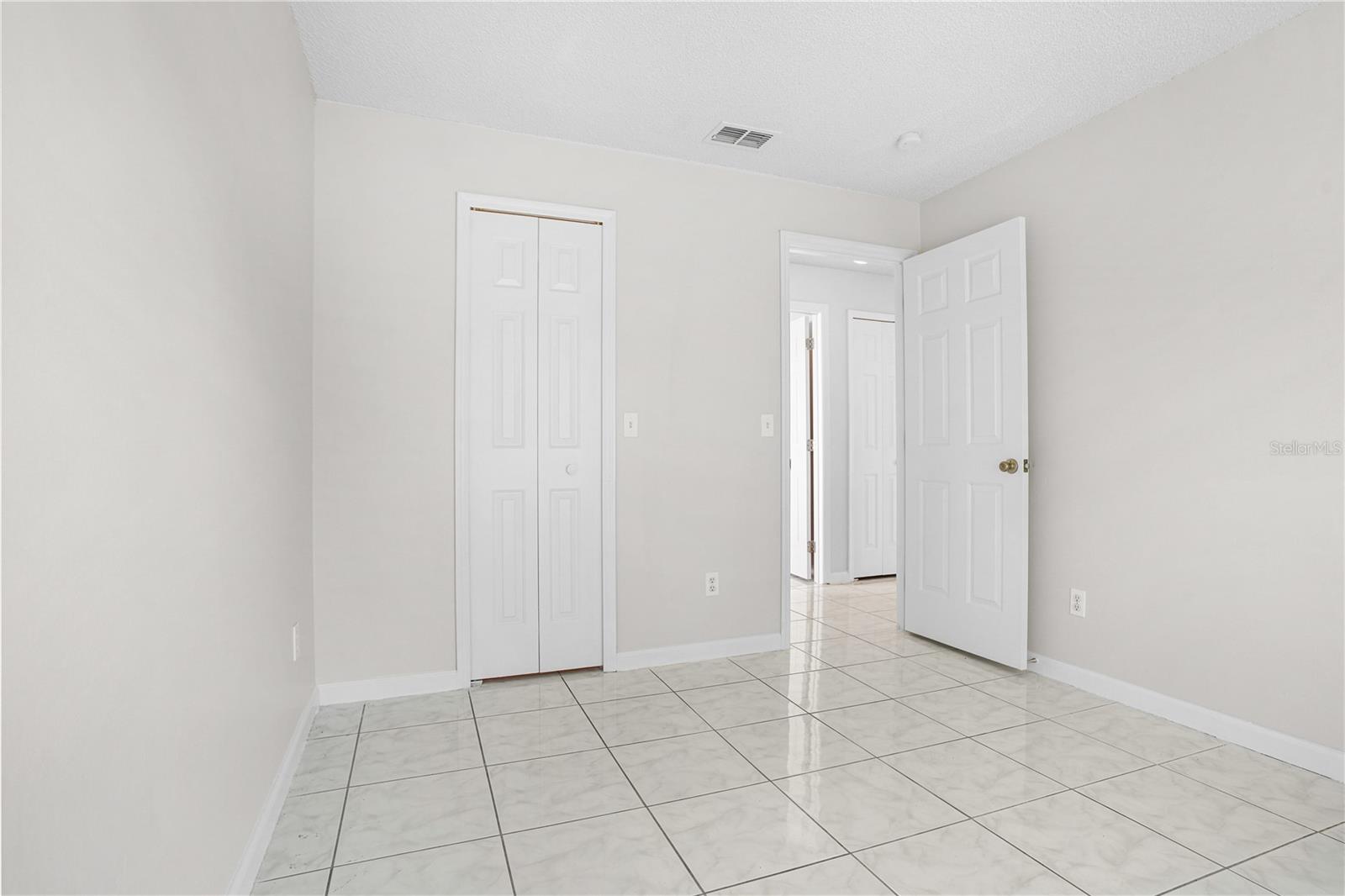 636 Regency Way Property Photo 23
