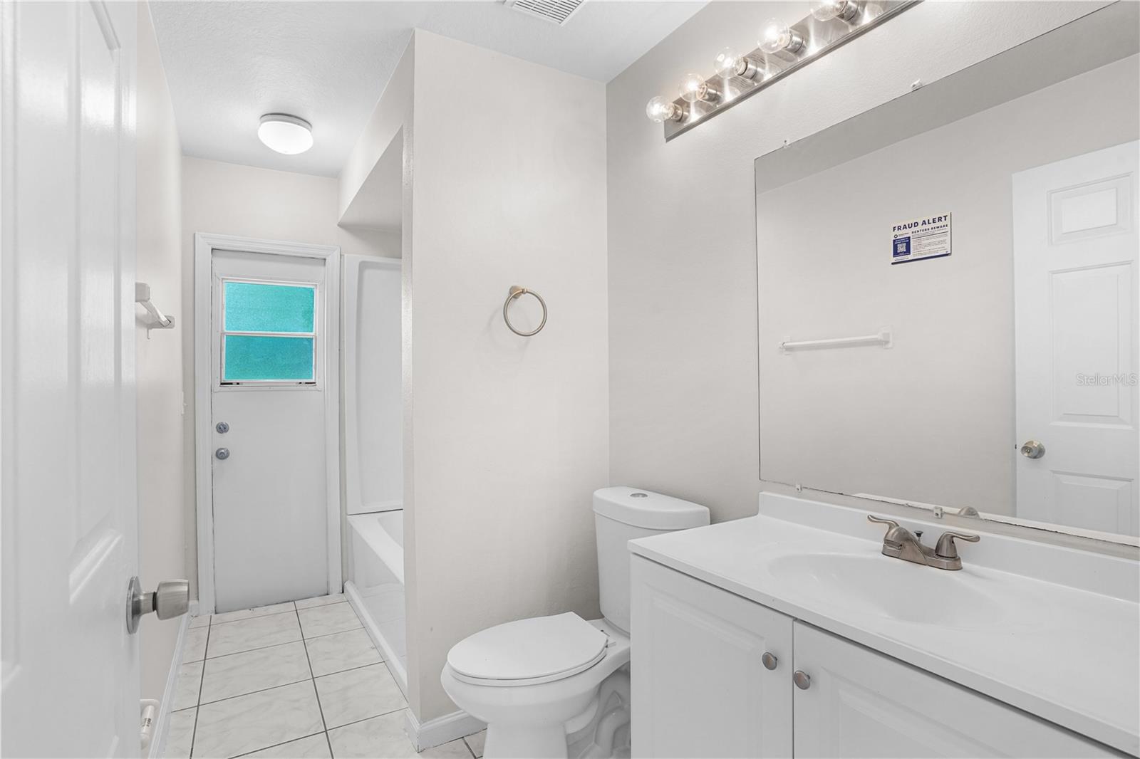 636 Regency Way Property Photo 24