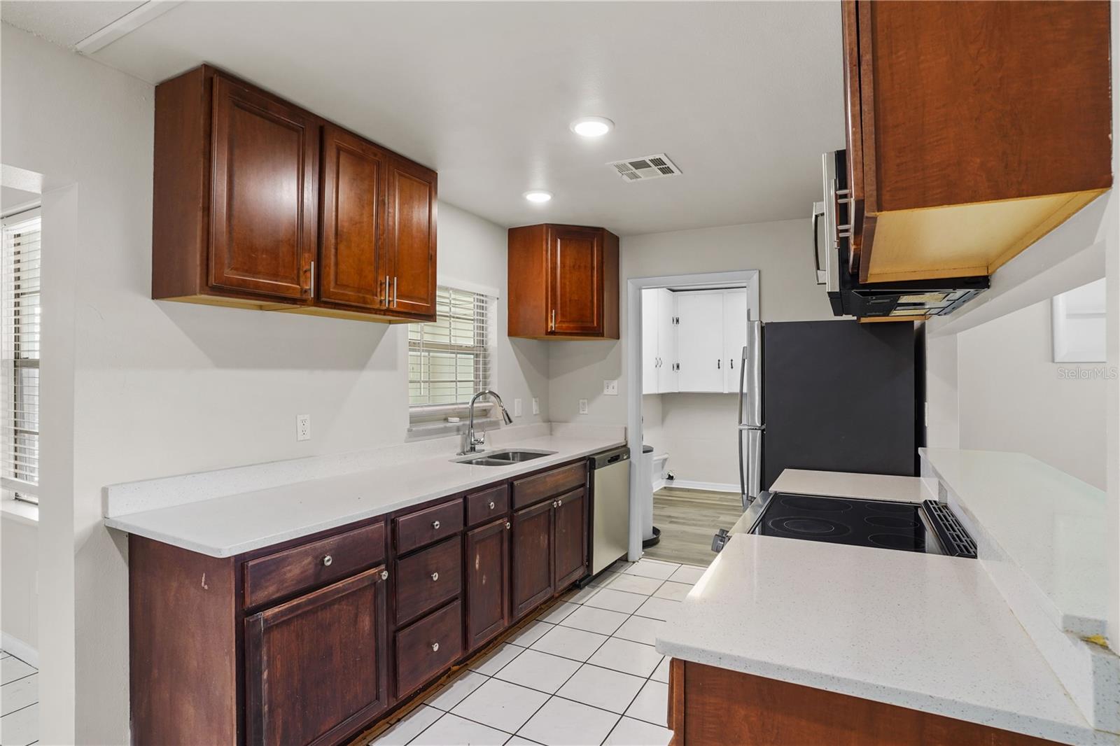 3926 Citadel Dr Property Photo 18