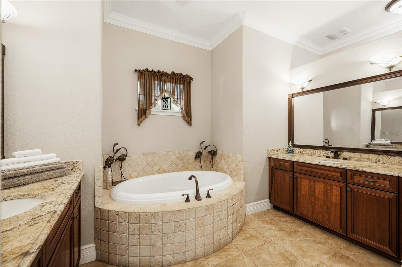 170 Rolex Pt Property Photo 32