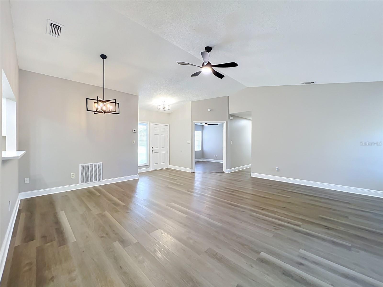 502 Hager Dr Property Photo 17