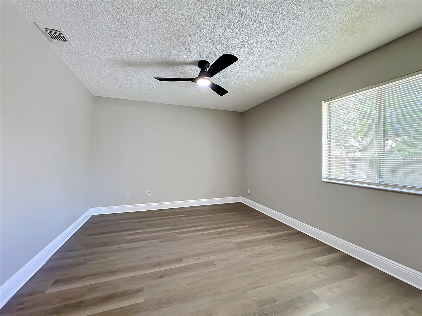 502 Hager Dr Property Photo 40