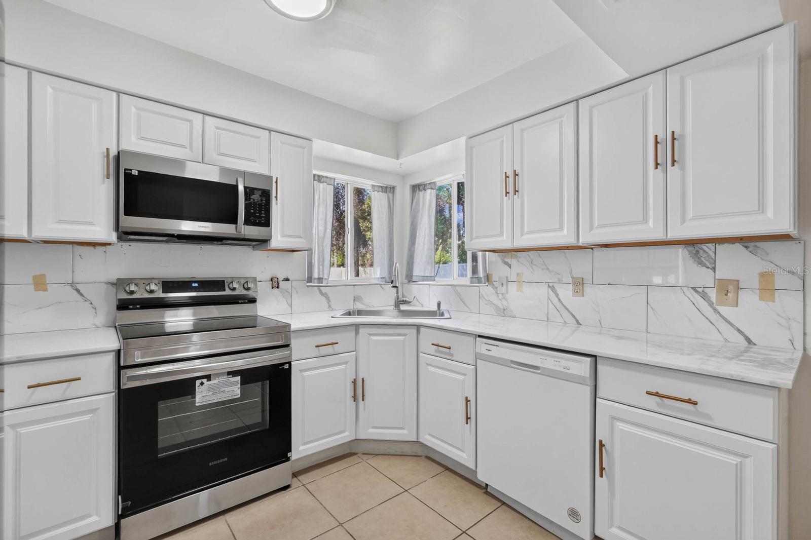 7 Brownstone Ln Property Photo 14