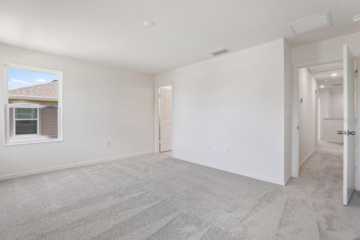 520 Pine Ridge Ct Property Photo 16