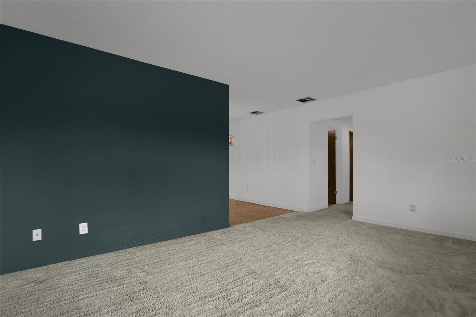 716 Morocco Ave Property Photo 8