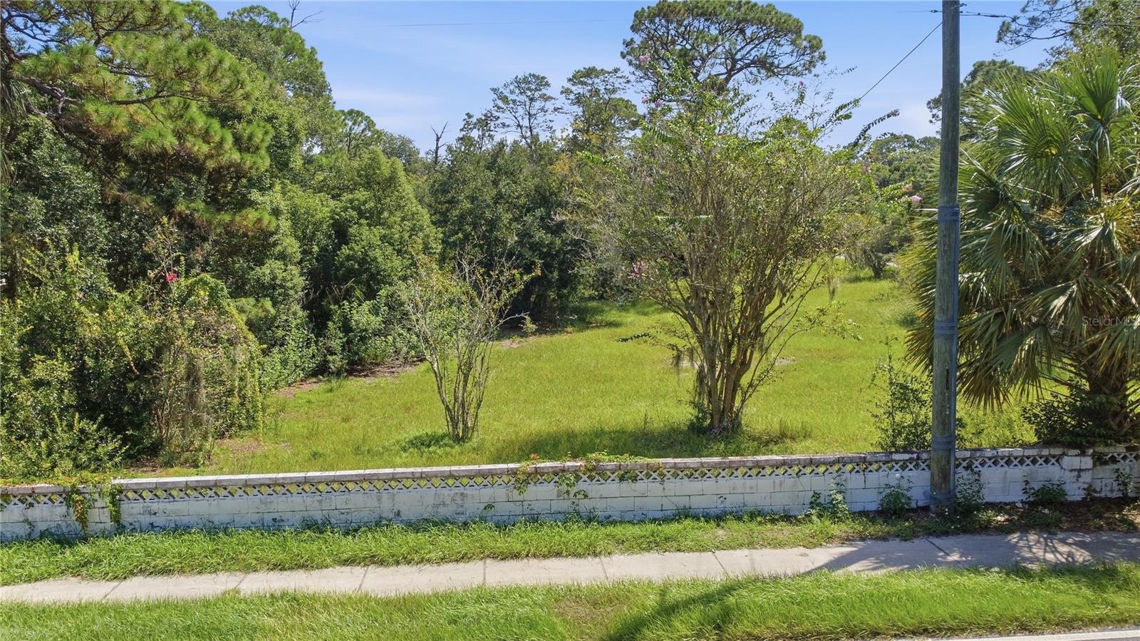 N Country Club Rd Property Photo 18