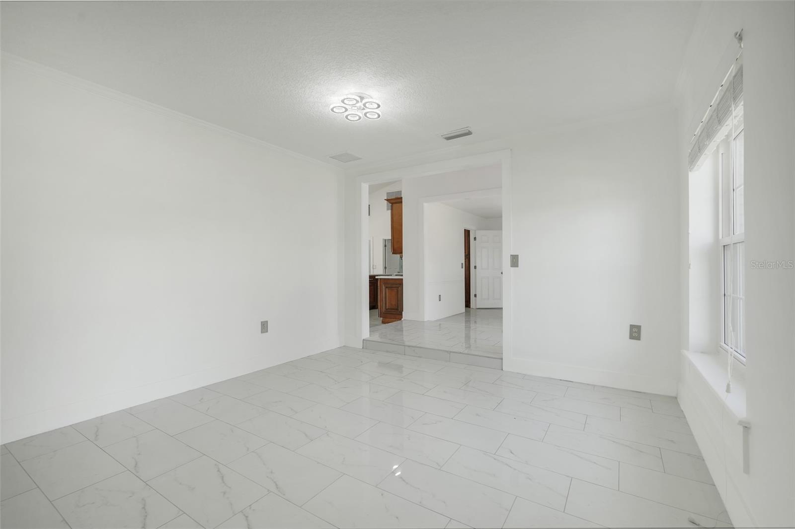 9106 Galleon Ct Property Photo 5