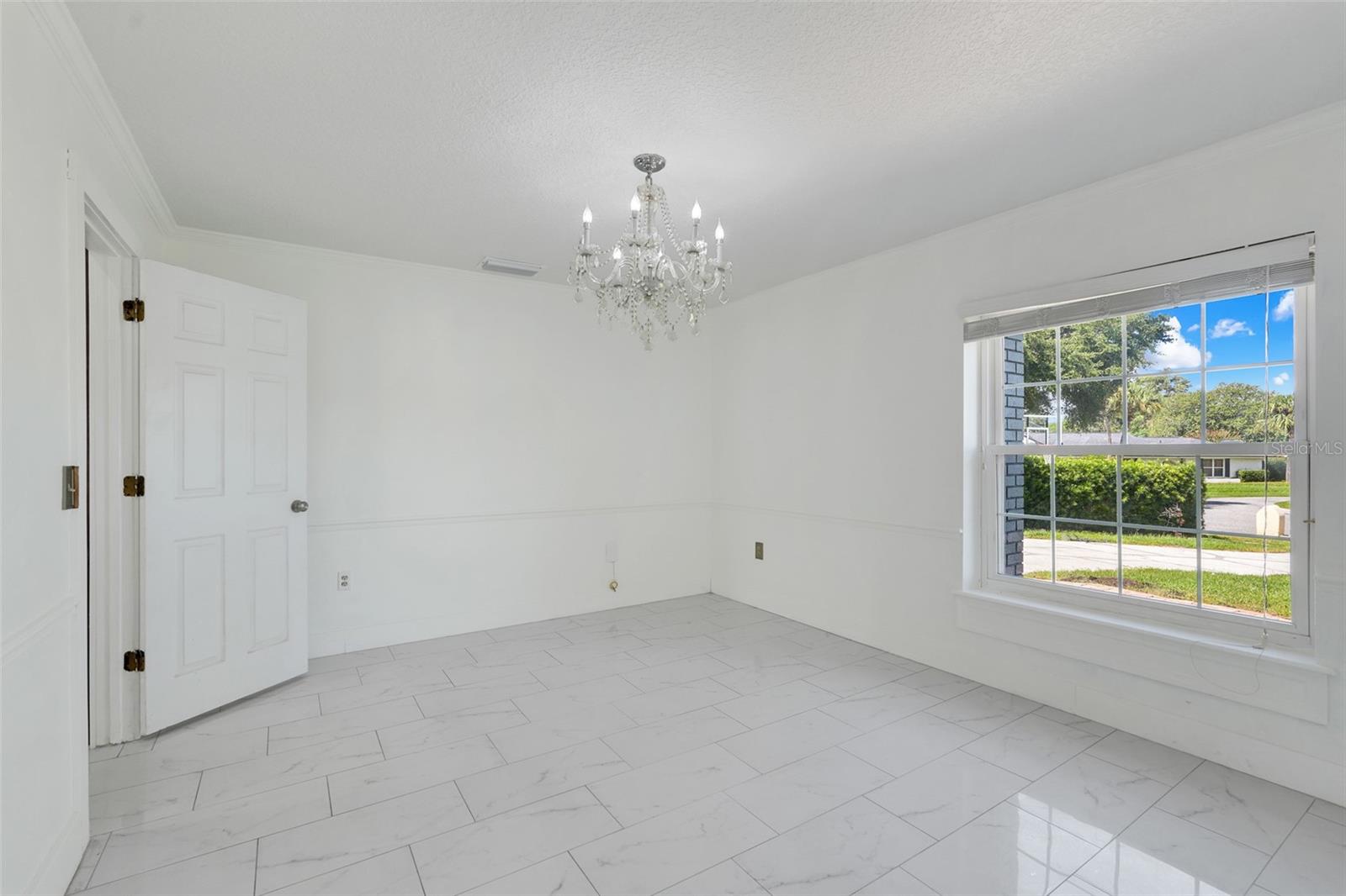 9106 Galleon Ct Property Photo 6