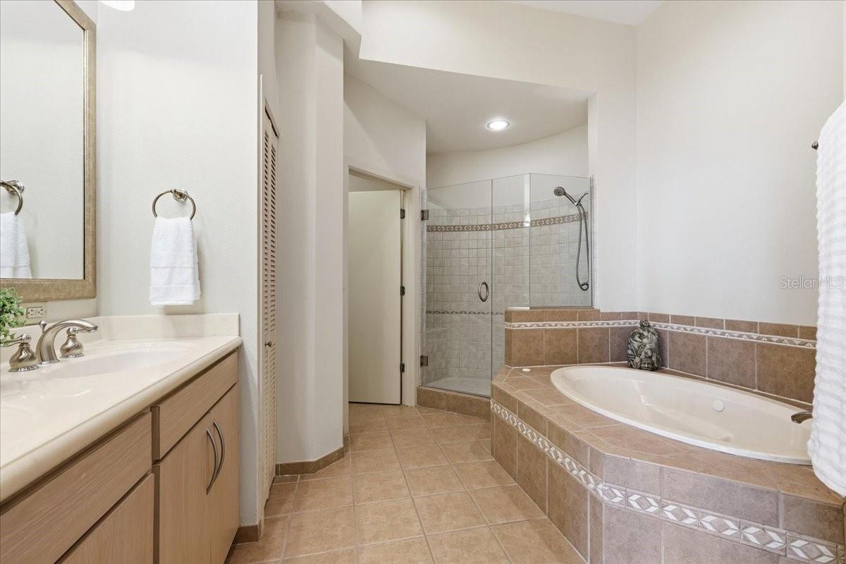 9320 Cypress Cove Dr Property Photo 38