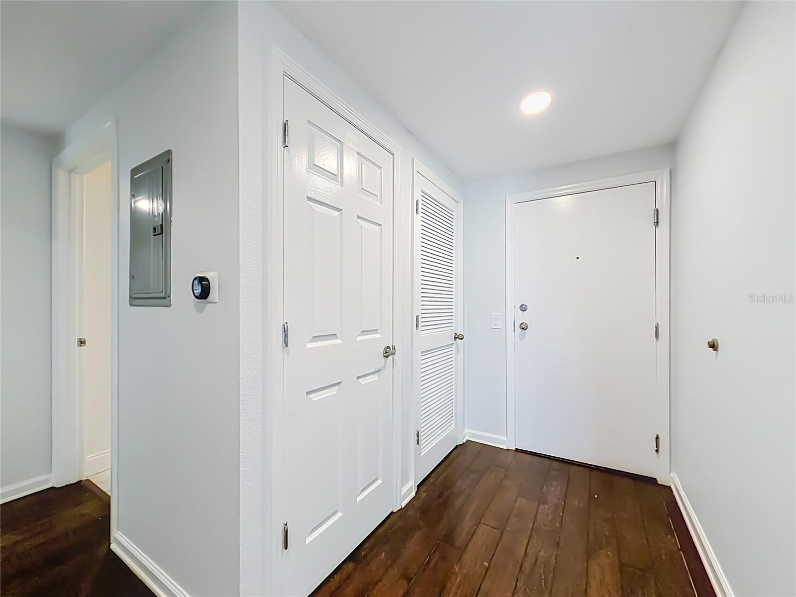 322 E Central Blvd #815 Property Photo 8