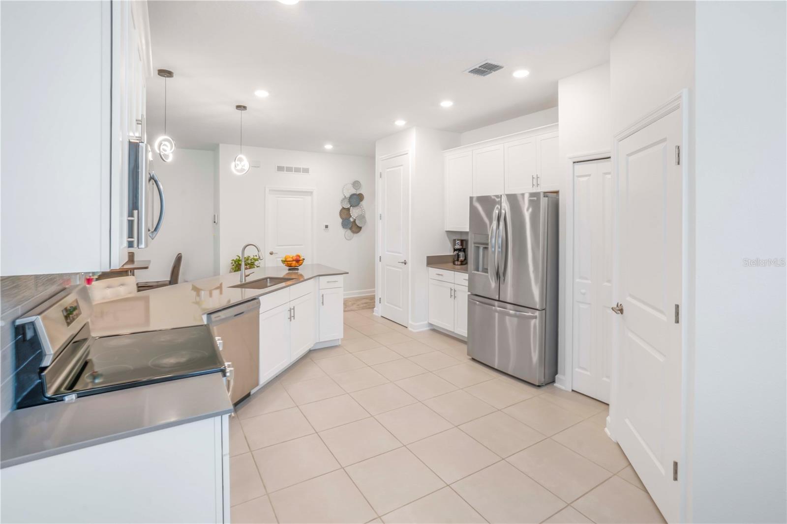 4716 Waltham Forest Dr Property Photo 4