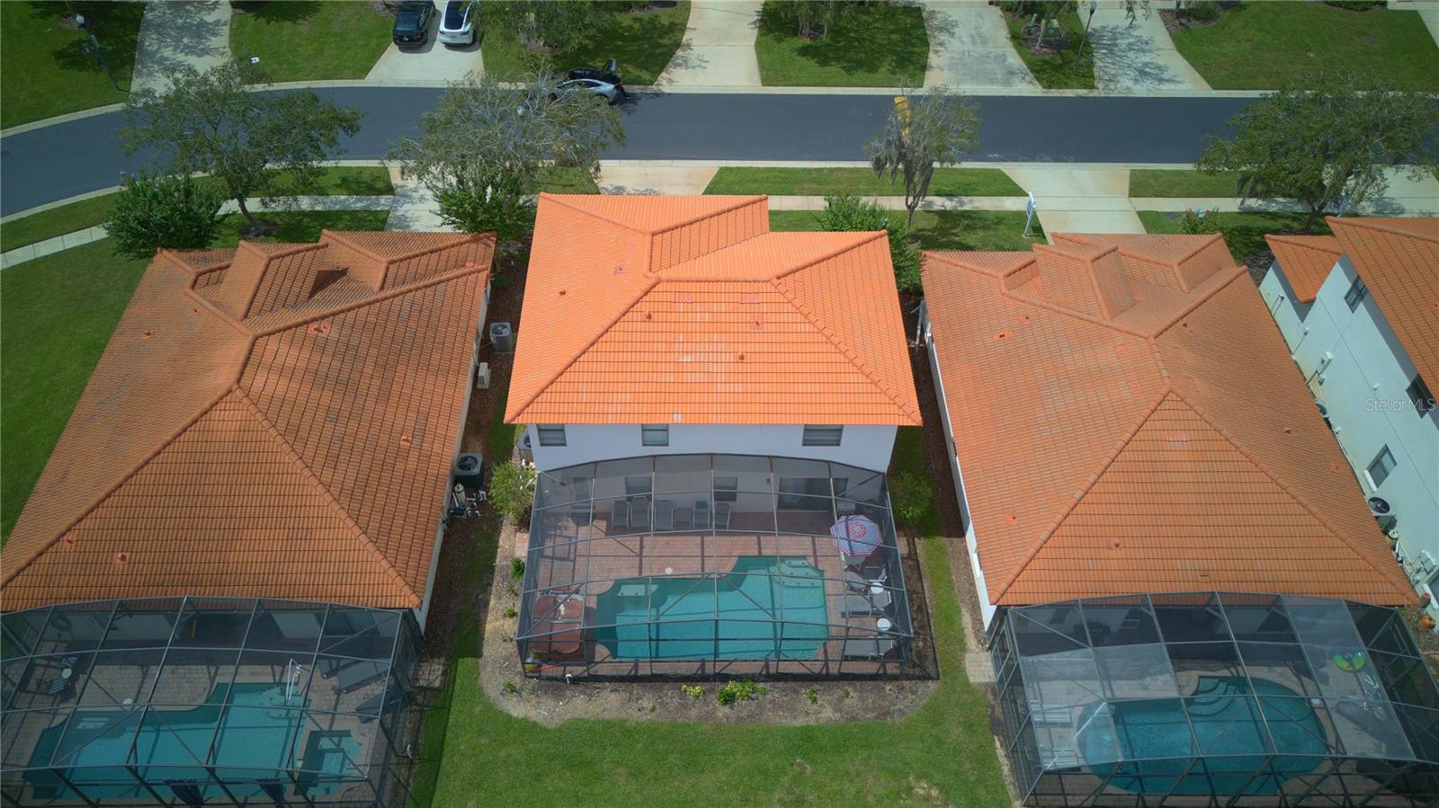 16617 Caribbean Breeze Way Property Photo 3