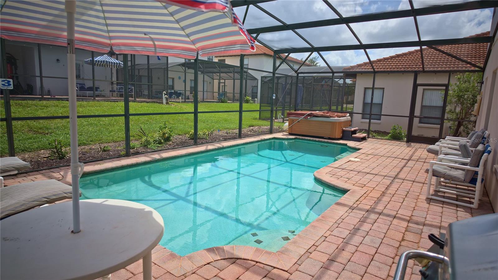 16617 Caribbean Breeze Way Property Photo 6