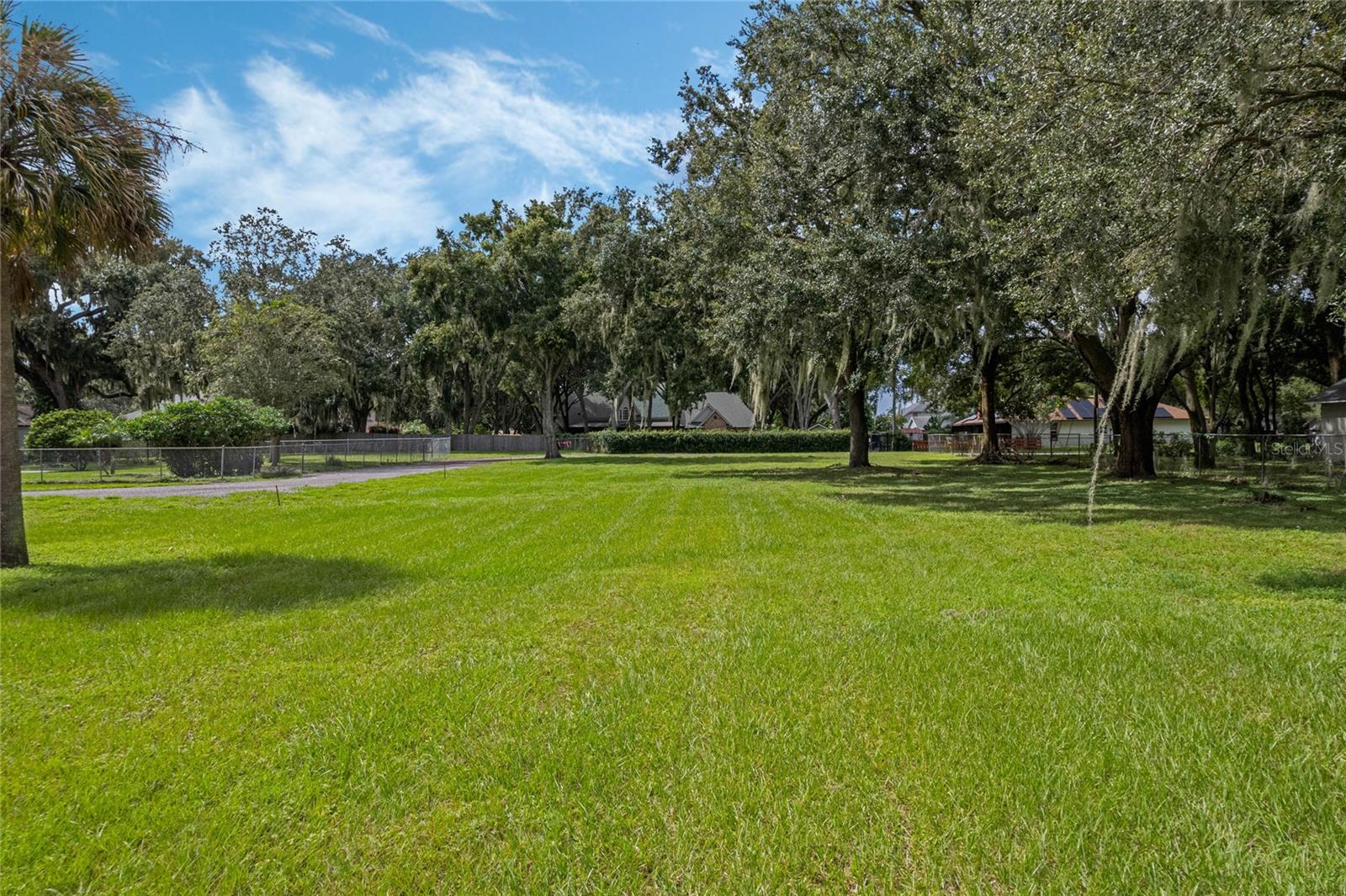 1669 Markel Dr Property Photo 4