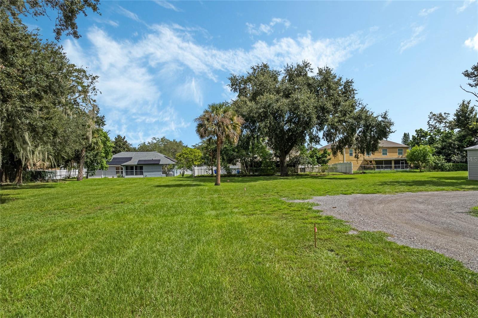 1669 Markel Dr Property Photo 5