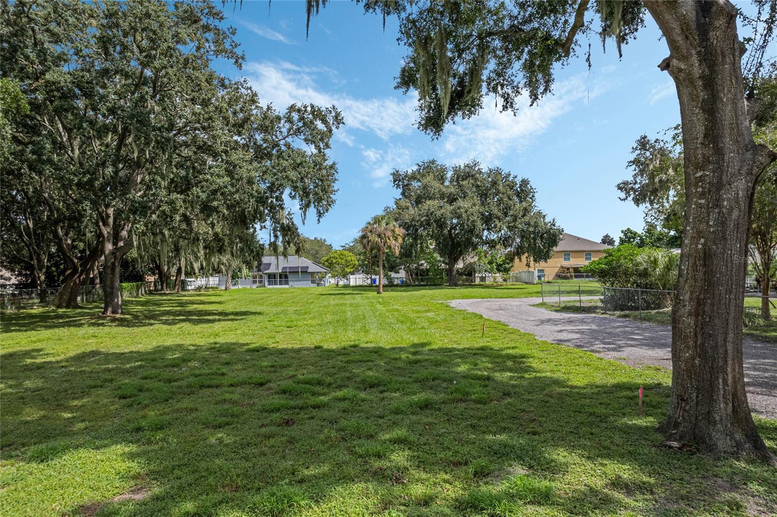 1669 Markel Dr Property Photo 6