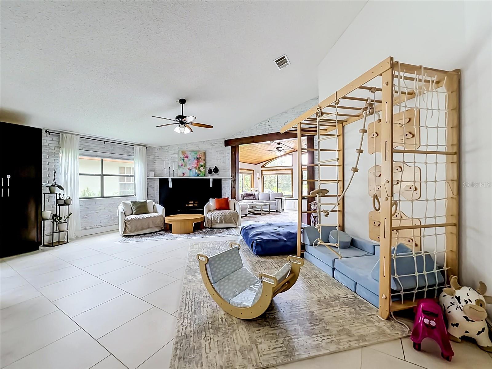 615 Anhinga Rd Property Photo 24