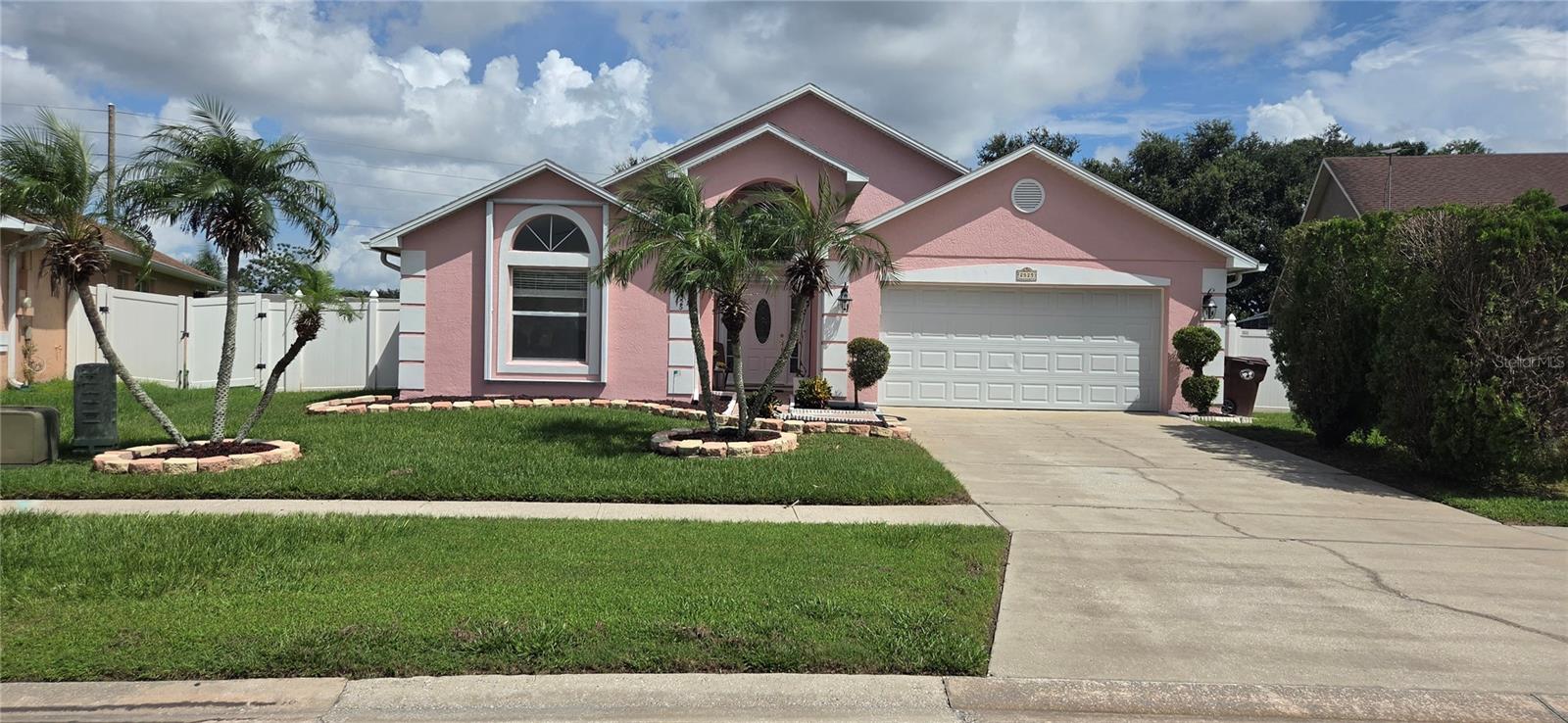 2525 Hikers Ct Property Photo 1